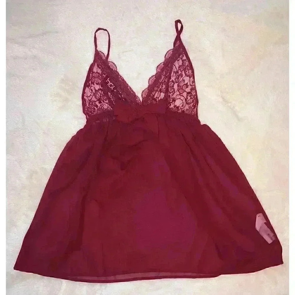 Women’s Sexy Lace Sleep Wear - Picture 2 of 3